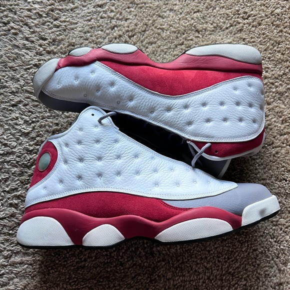 Nearly New Air Jordan 13 Grey Toes. Original box / been in a sealed bagging - Picture 3 of 5